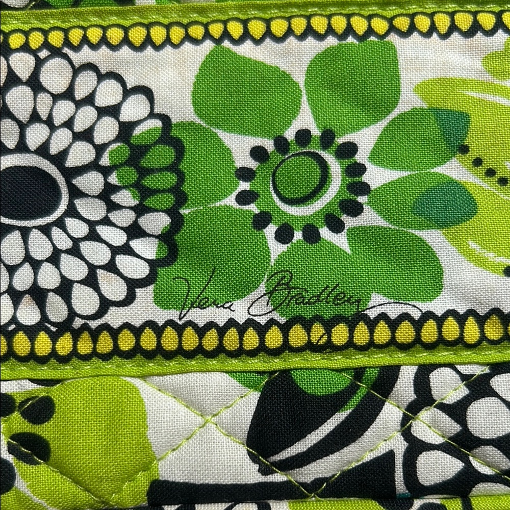 Vera Bradley Floral “Limes Up” Quilted Tablet Sleeve 8x10” - Picture 5 of 8